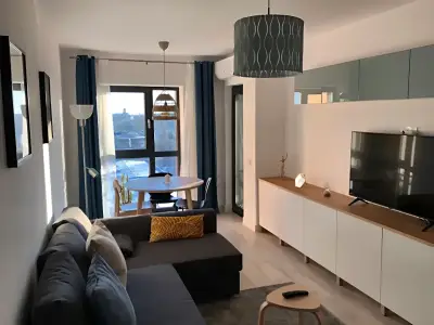 Living apartament vanzare Sector 1 Bucuresti cu televizor